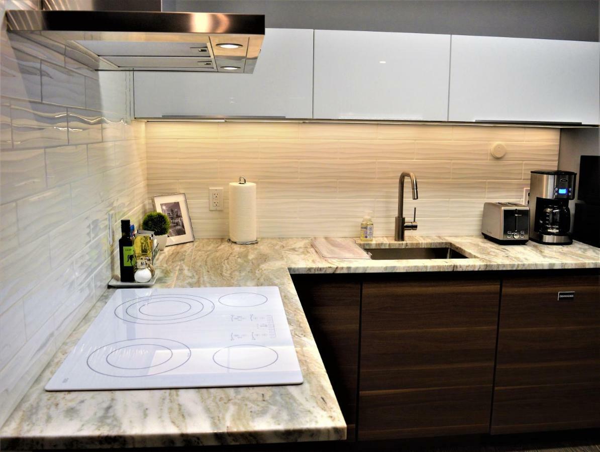 Simply Luxury Stays Ottawa Buitenkant foto