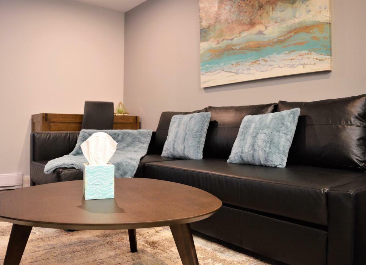 Simply Luxury Stays Ottawa Buitenkant foto
